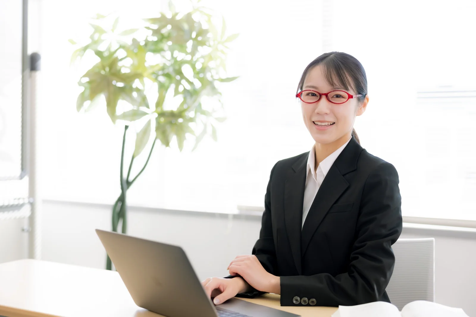 新人スタッフご紹介